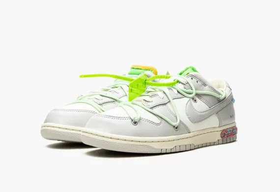 Women's NIKE DUNK LOW Off-White - Lot 7 with Discount