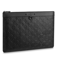 Get the Louis Vuitton DISCOVERY POCHETTE for men now!