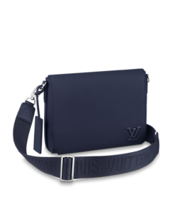 Louis Vuitton Louis Vuitton Takeoff Messenger