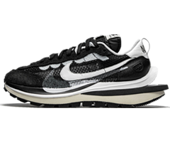 Shop Women's Sacai x Nike Vapor Waffle - Black White