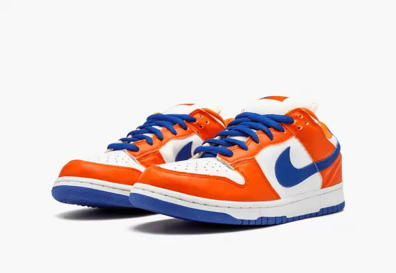 Get the Stylish Women's Nike Dunk Low Pro SB - Danny Supa