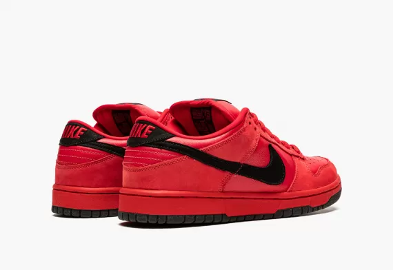 Women's Nike Dunk Low Pro SB - True Red On Sale Now