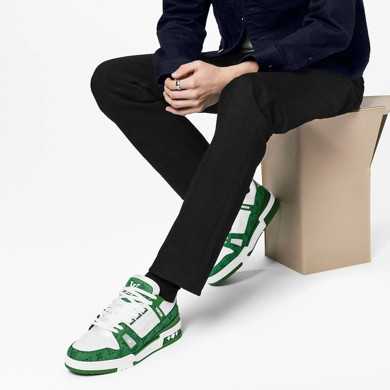 Men's Louis Vuitton Trainer Sneaker - Green