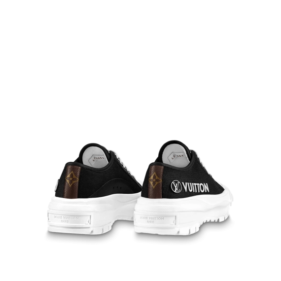 Shop Women's Designer Shoes - Louis Vuitton Squad Sneaker