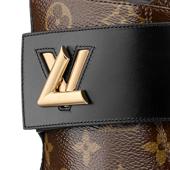 Get the Latest Louis Vuitton Wonderland Flat Ranger for Women - Look Great Every Day!