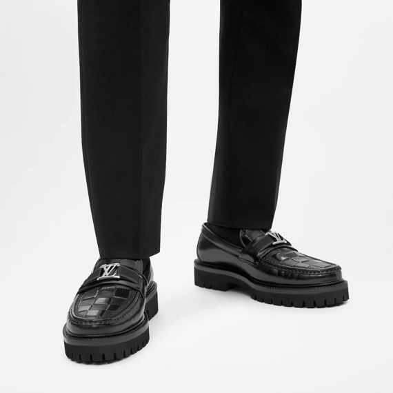 Shop the Latest Louis Vuitton Major Loafer for Men's