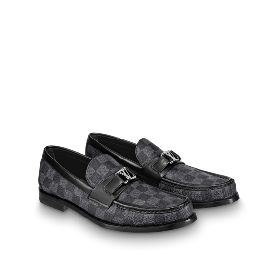 Fashionable Louis Vuitton MAJOR LOAFER for Men's