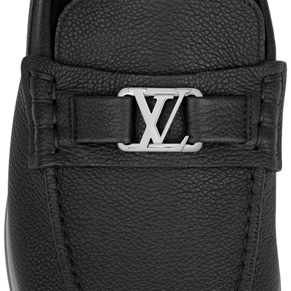 Look Sharp with the Men's Louis Vuitton Estate Loafer - Buy Now!