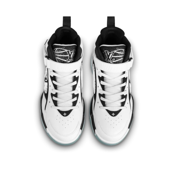 Get the LV Trainer 2 Sneaker for Men.