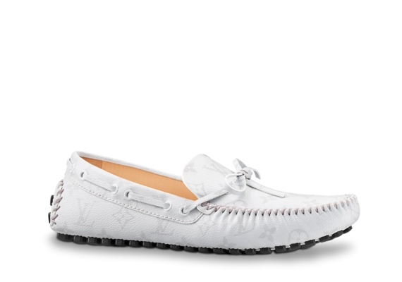 Shop the Louis Vuitton Arizona Moccasin White for Men's now and get a Discount!