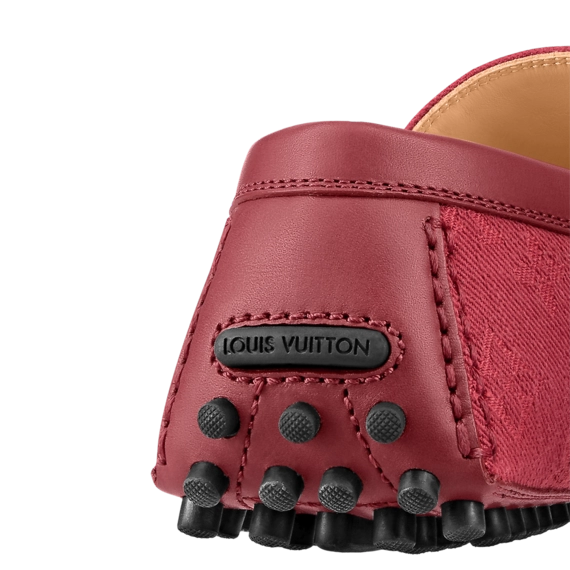 Buy the Stylish Louis Vuitton Hockenheim Mocassin Bordeaux Red