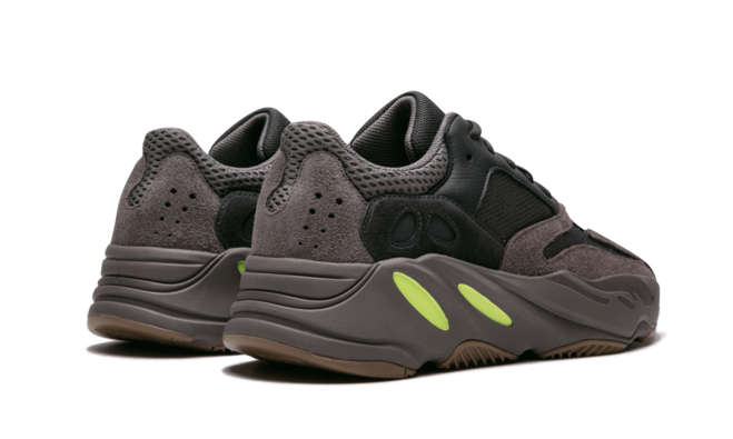 Women's Yeezy Boost 700 - Mauve - Get it Now!