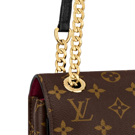 Women's Fashion: Louis Vuitton Passy