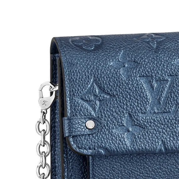 Achieve Luxury Style with Louis Vuitton Vavin Chain Wallet - Get Now!