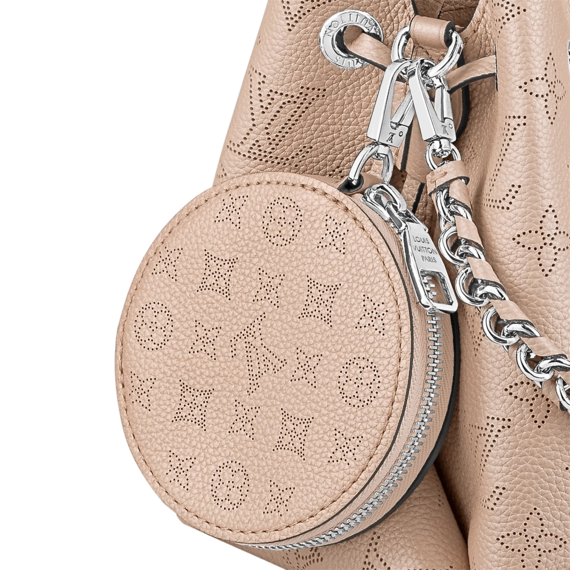 Look and feel your best with the Louis Vuitton Bella, the perfect women's fashion item.
