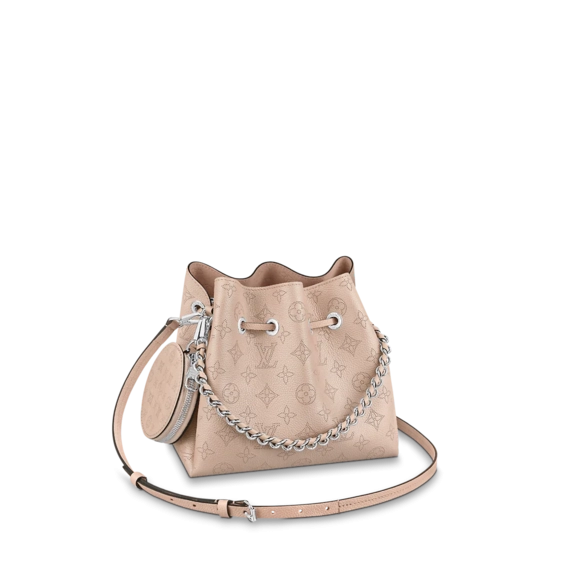 Shop Louis Vuitton Bella, the perfect fashion accessory for the modern woman.