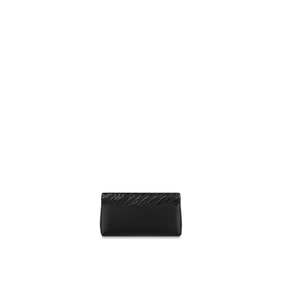 Be fashionable with the Louis Vuitton Pochette Twist and get a discount!