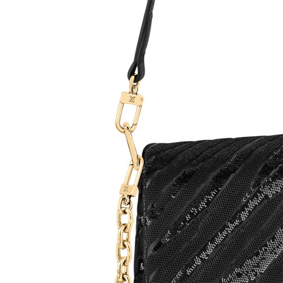 The perfect accessory for any woman's wardrobe - the Louis Vuitton Pochette Twist!