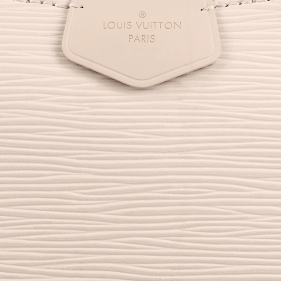 Be Trendy with Louis Vuitton Easy Pouch On Strap for Women