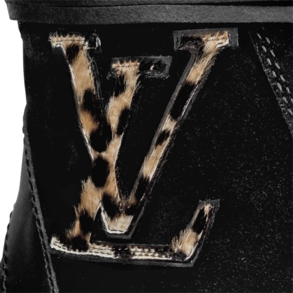Buy Women's Louis Vuitton Laureate Platform Desert Boot at Discounted Price
