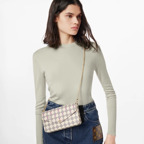 Shop Women's Louis Vuitton Felicie Pochette Now