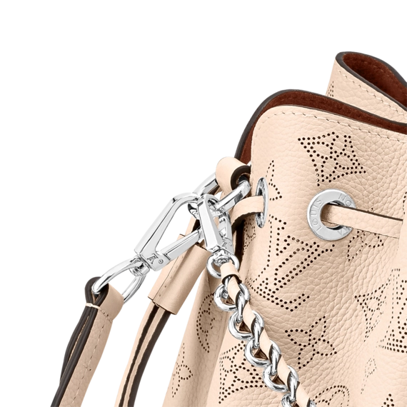 Buy the Louis Vuitton Bella Tote Creme Beige for Women's!