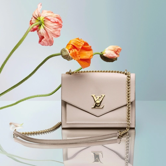 Shop Louis Vuitton Mylockme Chain Bag for Women's