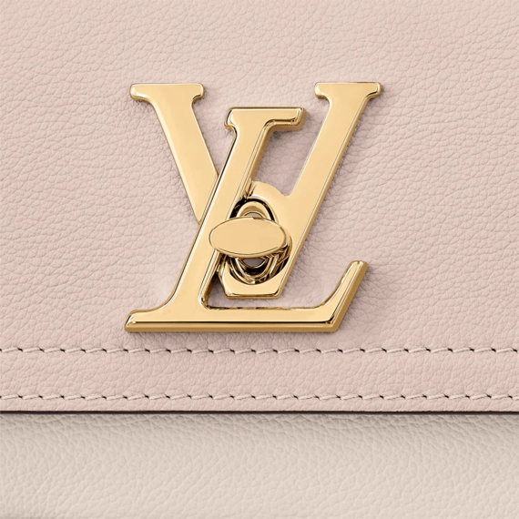 Fashion Designer Wear: Louis Vuitton Lockme Tender