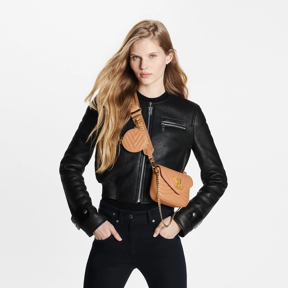 Women's Fashion: Get the Louis Vuitton New Wave Multi-Pochette Now!