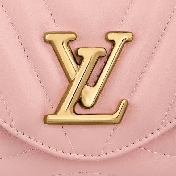 Save Money and Get Women's Louis Vuitton New Wave Chain Bag Now!