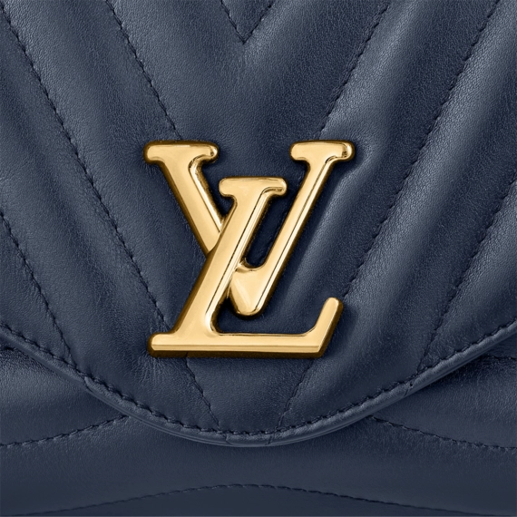 Women's Louis Vuitton New Wave Chain Bag - Get It Now!