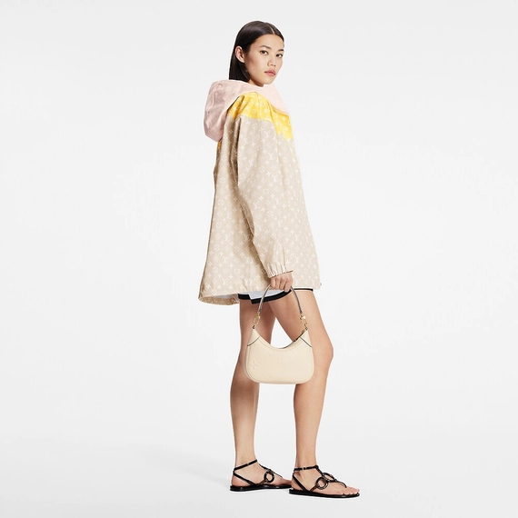 Grab Your Louis Vuitton Vedette Flat Sandal for Women