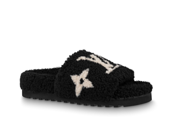 Women's Louis Vuitton Paseo Flat Comfort Mule - Buy Now at the Fashion Designer Online Shop!