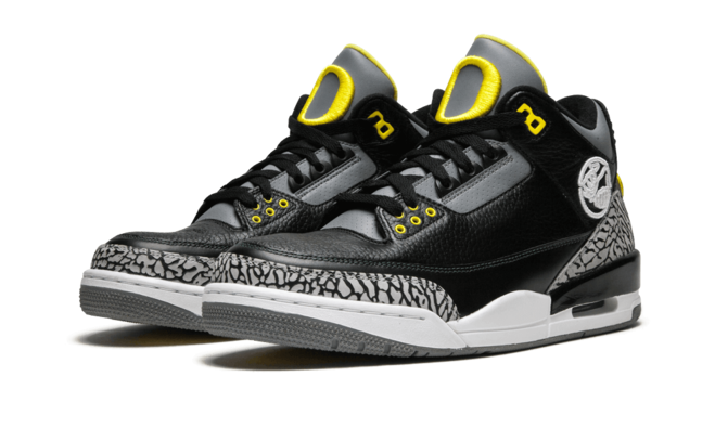 Get Your Hands on the Stylish Air Jordan 3 Oregon Pit Crew BLACK/YELLOW-WHITE for Men!