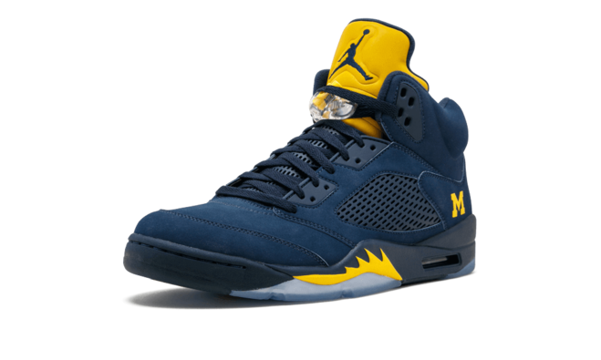 Make a Statement with the Women's Air Jordan 5 Retro - Michigan COL NAVY/COL NAVY-ARM.