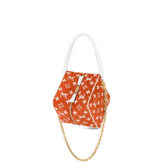 Fashionable Louis Vuitton Square Bag for Women