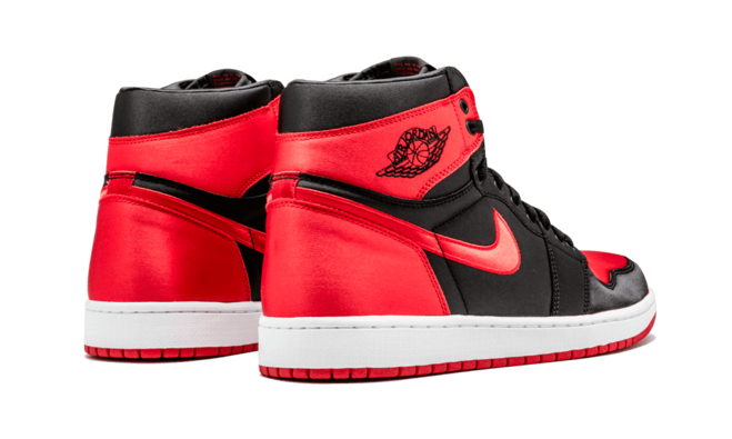 Sale on Men's Air Jordan 1 Retro High OG SE Satin BLACK/UNIVERSITY RED-WHITE