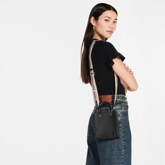 Women's Designer Bag Sale - Louis Vuitton Petit Sac Plat