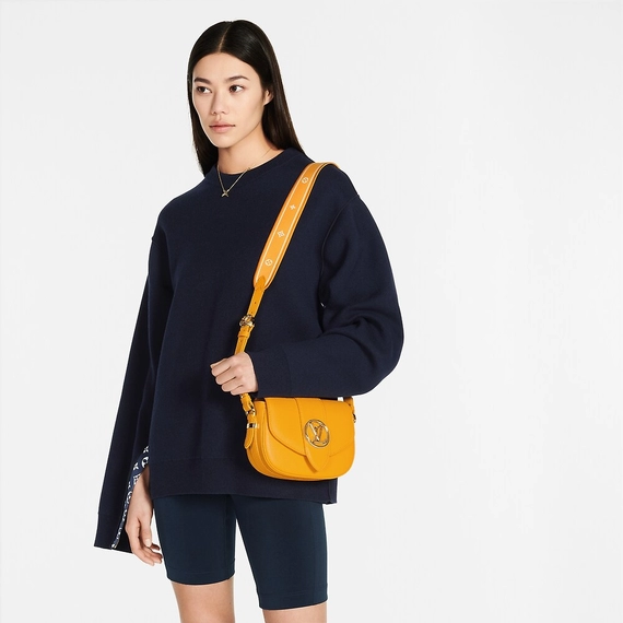 Shop Women's Fashion - LV Pont 9 Soft PM