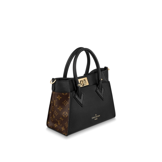 Women's Fashion Essential - Louis Vuitton On My Side PM