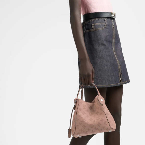 Women's Luxury - Louis Vuitton Hina PM Magnolia Pink - Shop Now!