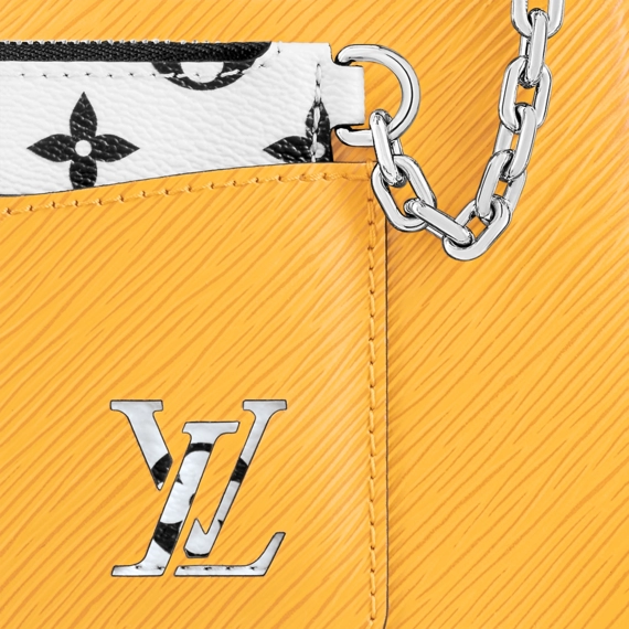 Fashion Designer Quality - Get a Discount on Louis Vuitton Marelle!