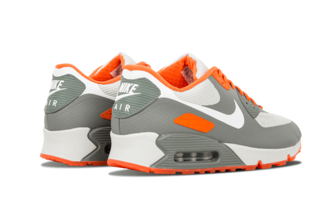 Discover the perfect men's fashion with the Nike Air Max 90 Hyperfuse ID Staple GREY/ORANGE sneaker.