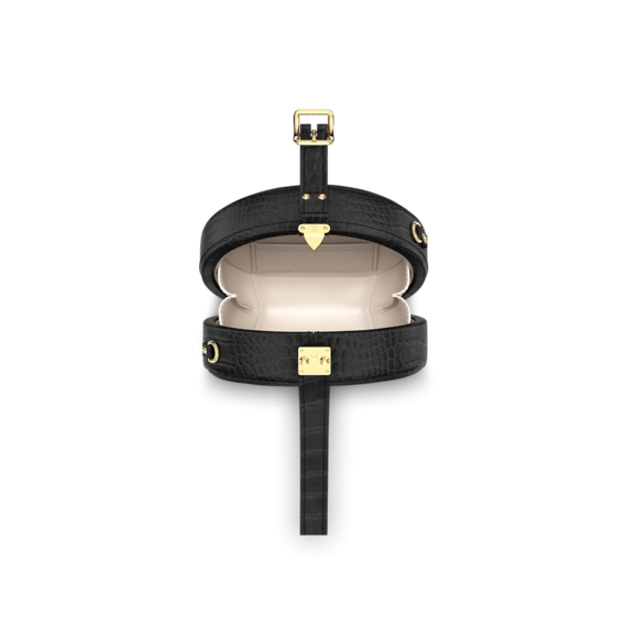 Look Fabulous with the Louis Vuitton Petite Boite Chapeau