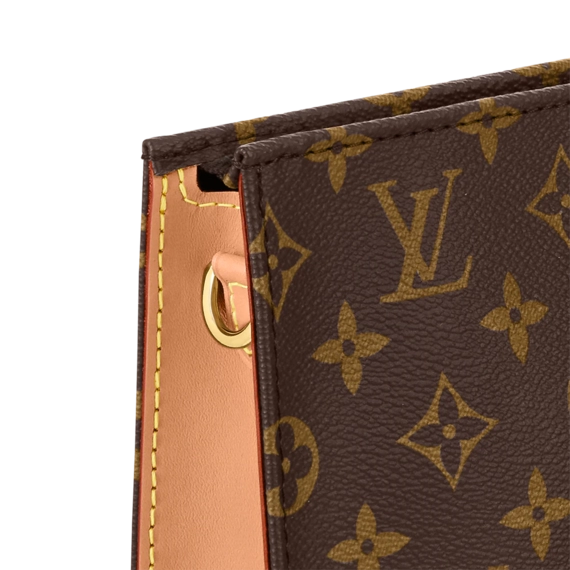 Women's Fashion: Get the Louis Vuitton Toiletry Pouch On Chain Now!