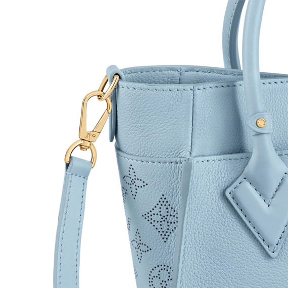 Look Stylish with Louis Vuitton On My Side PM - Shop Now!