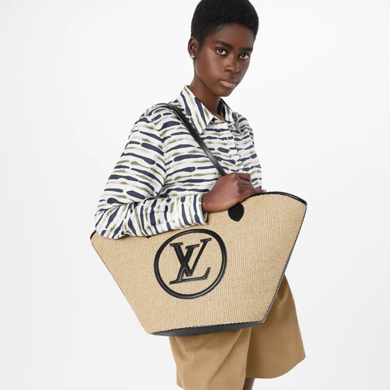 Shop Women's Louis Vuitton Saint Jacques Today