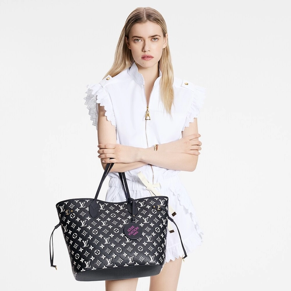Shop Discounted Louis Vuitton Neverfull MM - Women's Designer Bag!