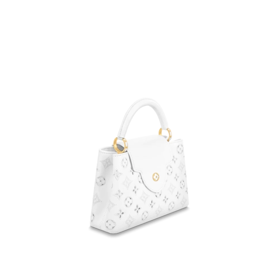 Stay Stylish with Louis Vuitton Capucines BB for Women's