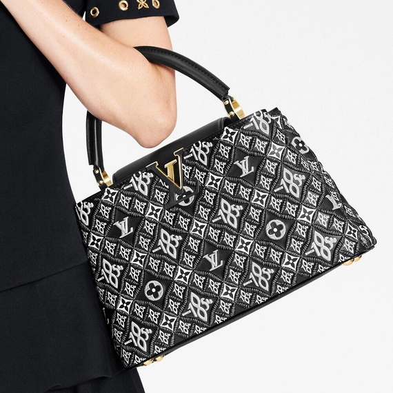 Women's Fashion: Get Discounts on Louis Vuitton Since 1854 Capucines MM!